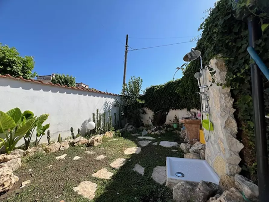 Immagine 18 di Villetta a schiera in vendita  in Via Teseo a Ardea