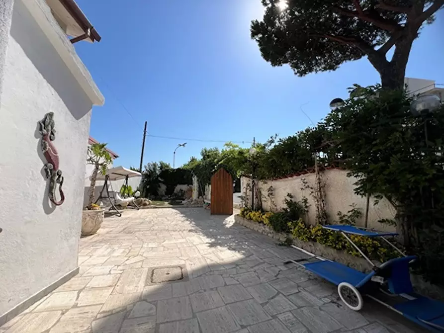 Immagine 6 di Villetta a schiera in vendita  in Via Teseo a Ardea