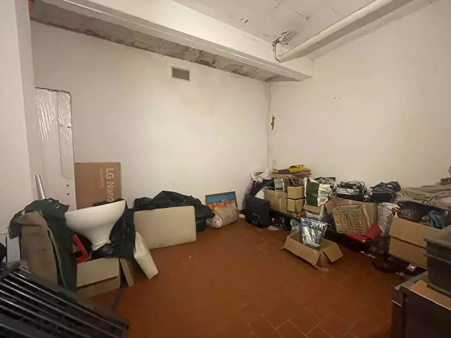 Immagine 4 di Box auto in vendita  in rumenia a Pomezia