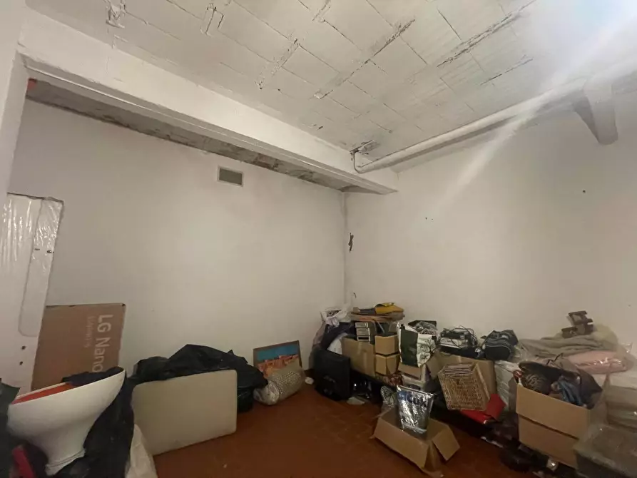 Immagine 5 di Box auto in vendita  in rumenia a Pomezia