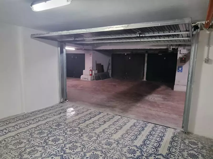 Immagine 7 di Box auto in vendita  in Via Costanzo Casana 242 a Roma