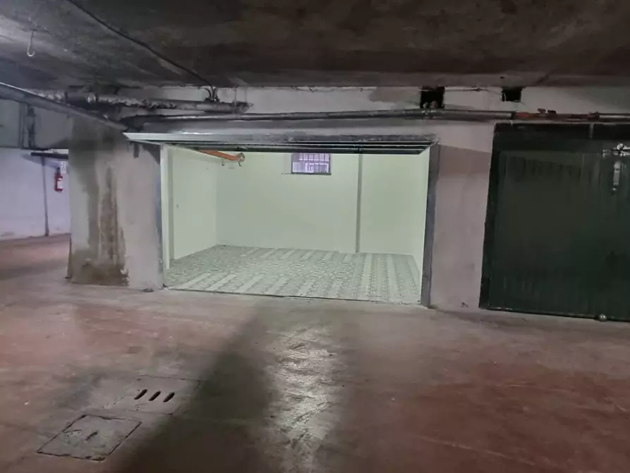 Immagine 13 di Box auto in vendita  in Via Costanzo Casana 242 a Roma