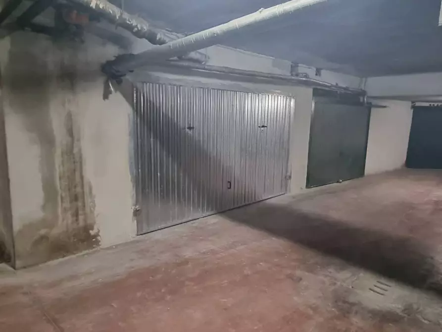 Immagine 14 di Box auto in vendita  in Via Costanzo Casana 242 a Roma