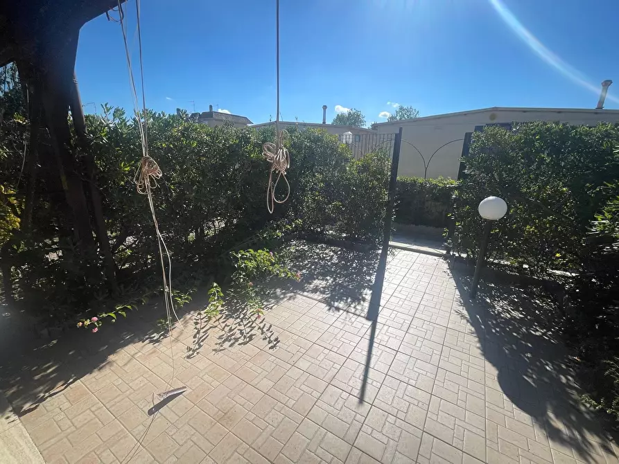 Immagine 3 di Villetta a schiera in vendita  in Via Nestore a Ardea