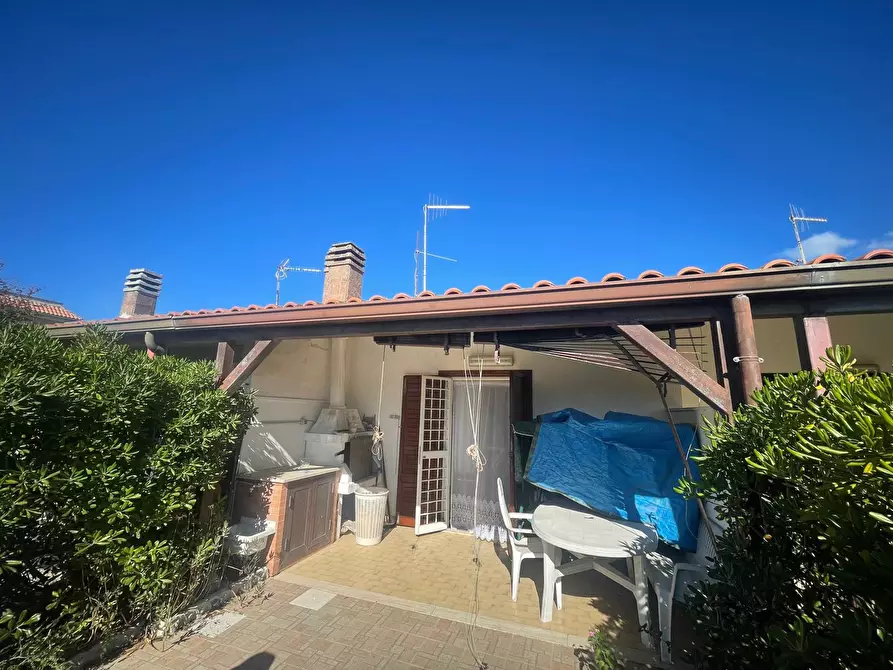 Immagine 1 di Villetta a schiera in vendita  in Via Nestore a Ardea