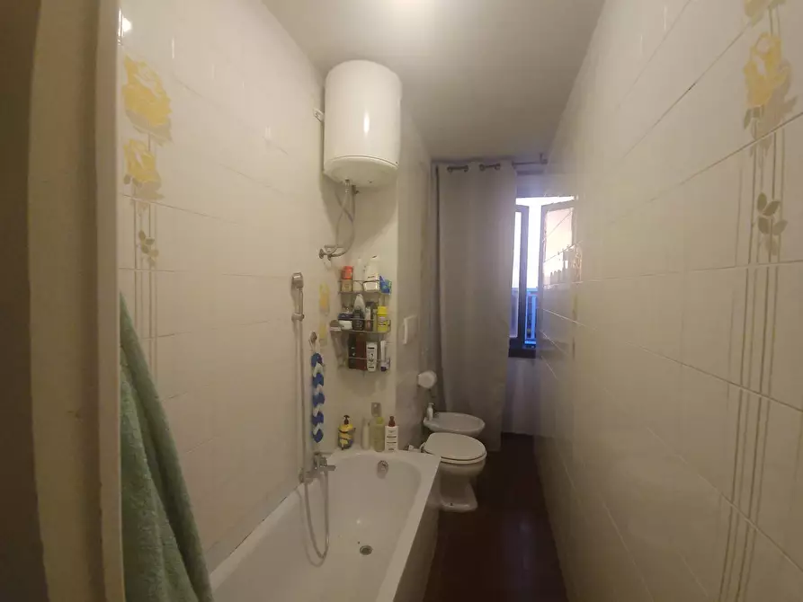 Immagine 9 di Appartamento in vendita  in via Elio Chianesi a Roma