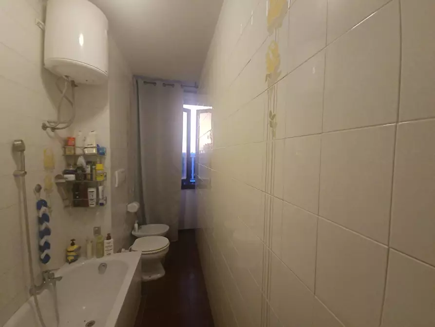 Immagine 11 di Appartamento in vendita  in via Elio Chianesi a Roma