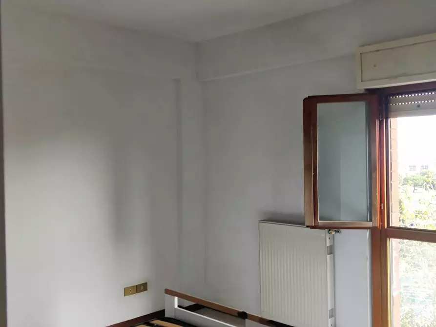 Immagine 27 di Attico in vendita  in Via Fratelli Bandiera a Pomezia