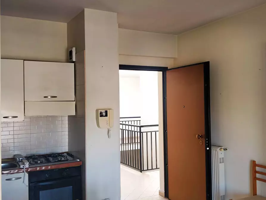 Immagine 4 di Attico in vendita  in Via Fratelli Bandiera a Pomezia