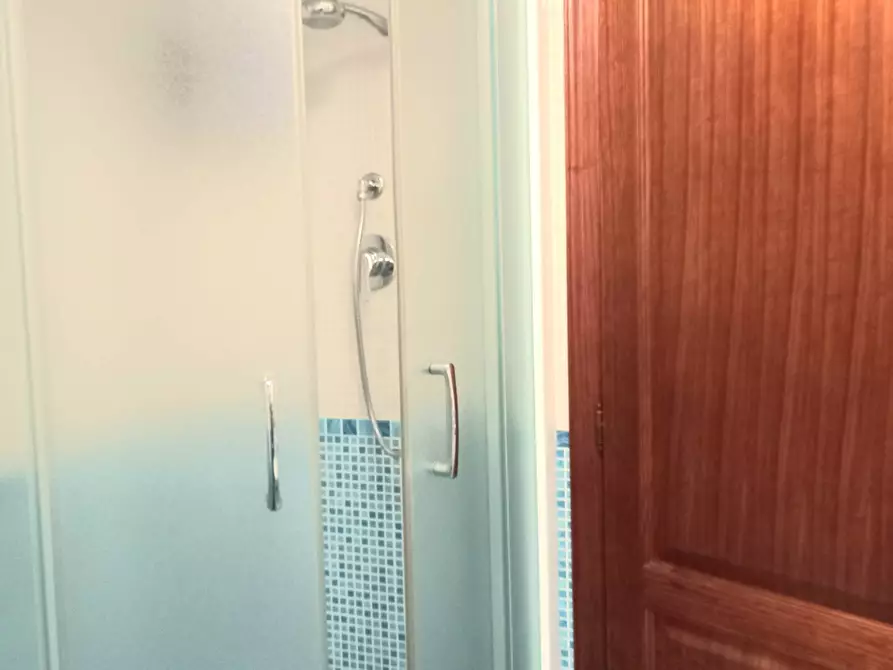 Immagine 22 di Appartamento in vendita  in via Portorose a Fiumicino