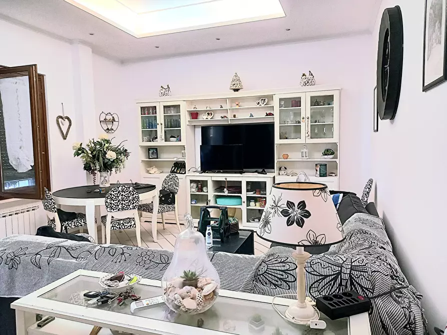 Immagine 3 di Appartamento in vendita  in via Portorose a Fiumicino