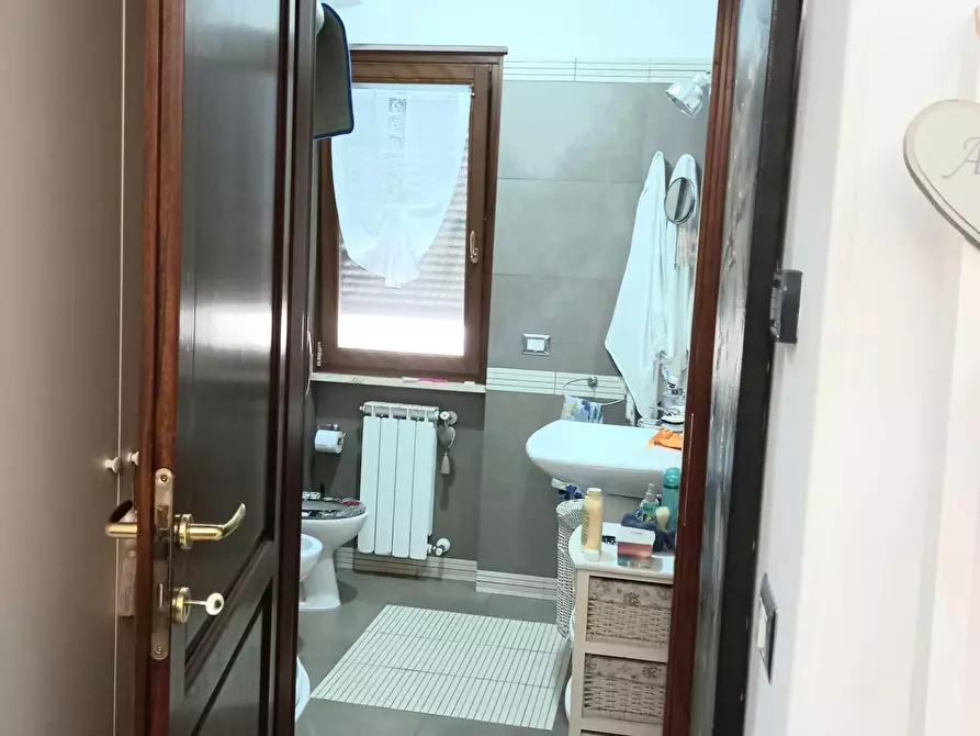 Immagine 21 di Appartamento in vendita  in via Portorose a Fiumicino