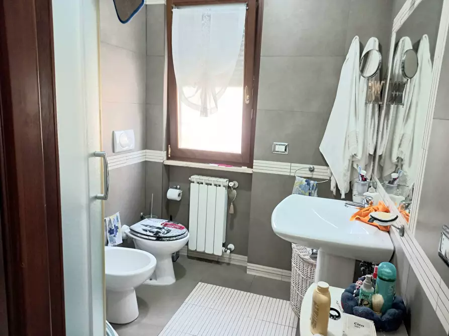 Immagine 25 di Appartamento in vendita  in via Portorose a Fiumicino