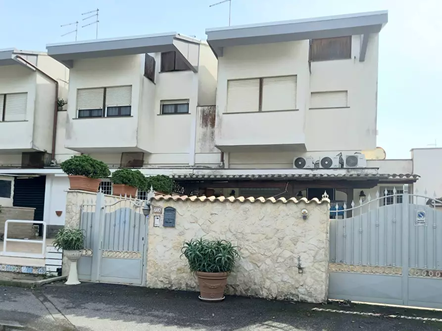 Immagine 30 di Appartamento in vendita  in via Portorose a Fiumicino