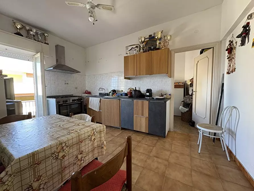 Immagine 11 di Appartamento in vendita  in Lungomare delle Meduse a Pomezia