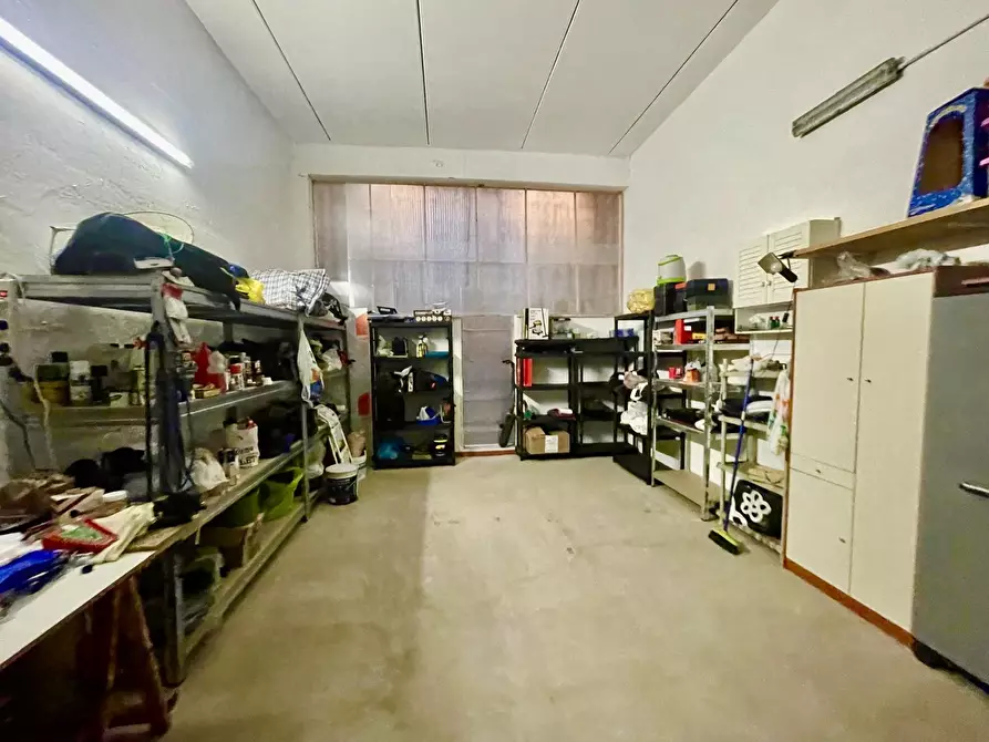 Immagine 17 di Appartamento in vendita  in via Carlo Poma a Pomezia