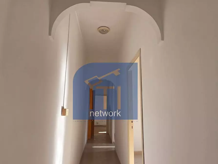 Immagine 4 di Appartamento in vendita  in Viale Della Marina a Roma