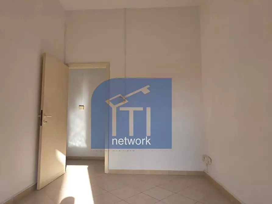 Immagine 12 di Appartamento in vendita  in Viale Della Marina a Roma