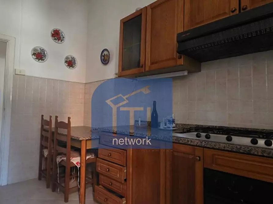 Immagine 3 di Appartamento in vendita  in Viale Della Marina a Roma