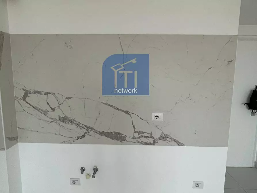 Immagine 10 di Appartamento in vendita  in Via Del Mare a Pomezia