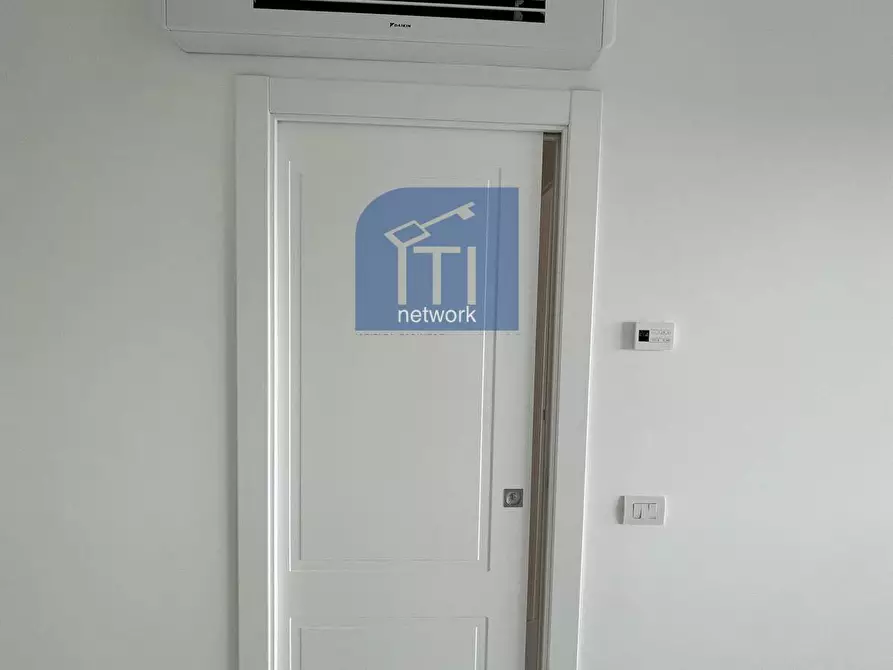 Immagine 18 di Appartamento in vendita  in Via Del Mare a Pomezia