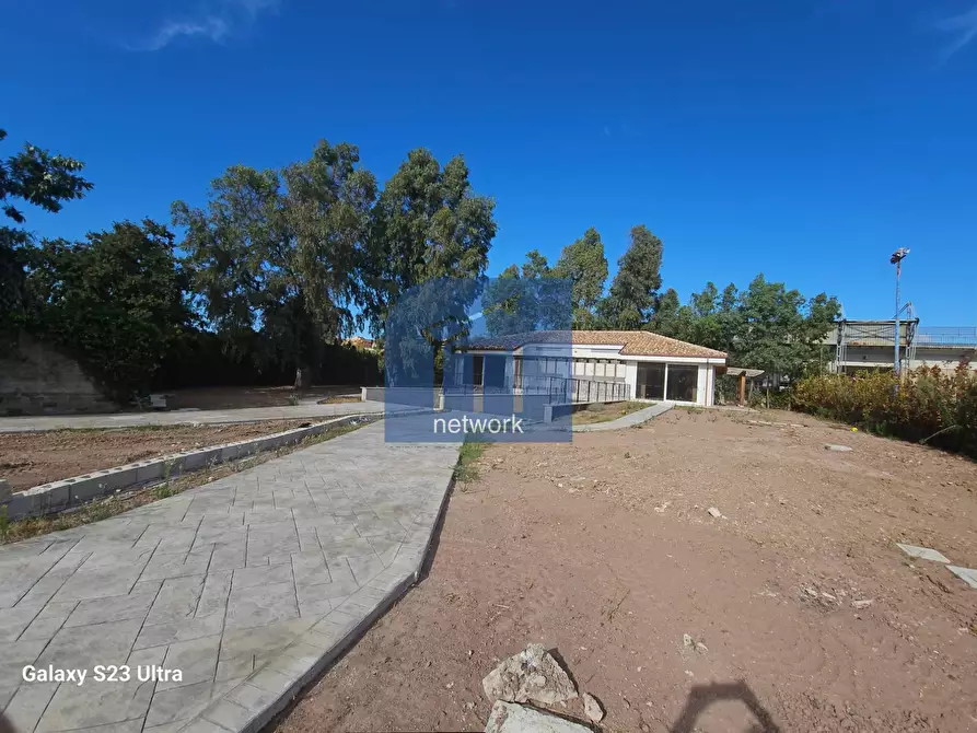 Immagine 5 di Casa semindipendente in vendita  in via del mare a Pomezia