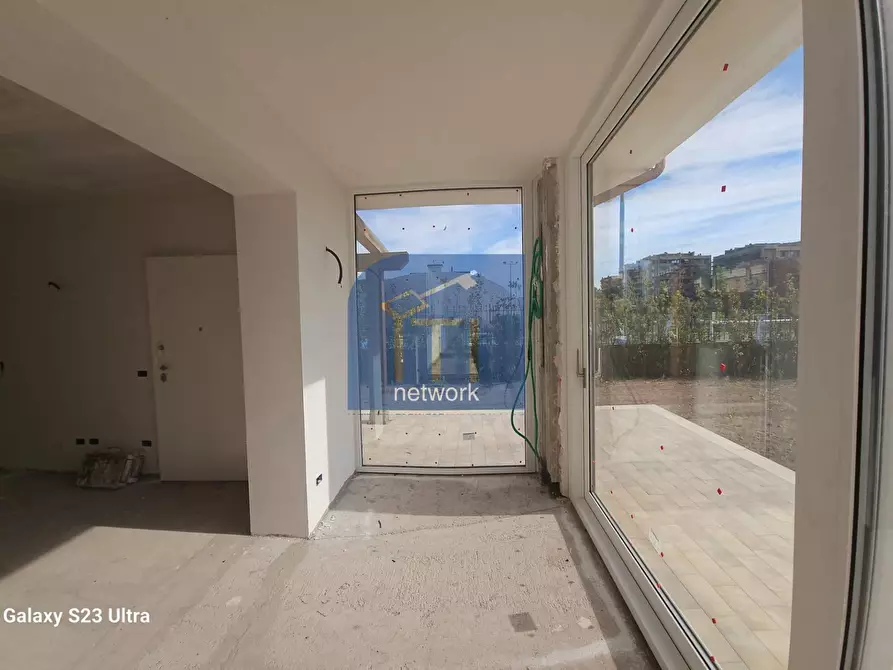 Immagine 14 di Casa semindipendente in vendita  in via del mare a Pomezia