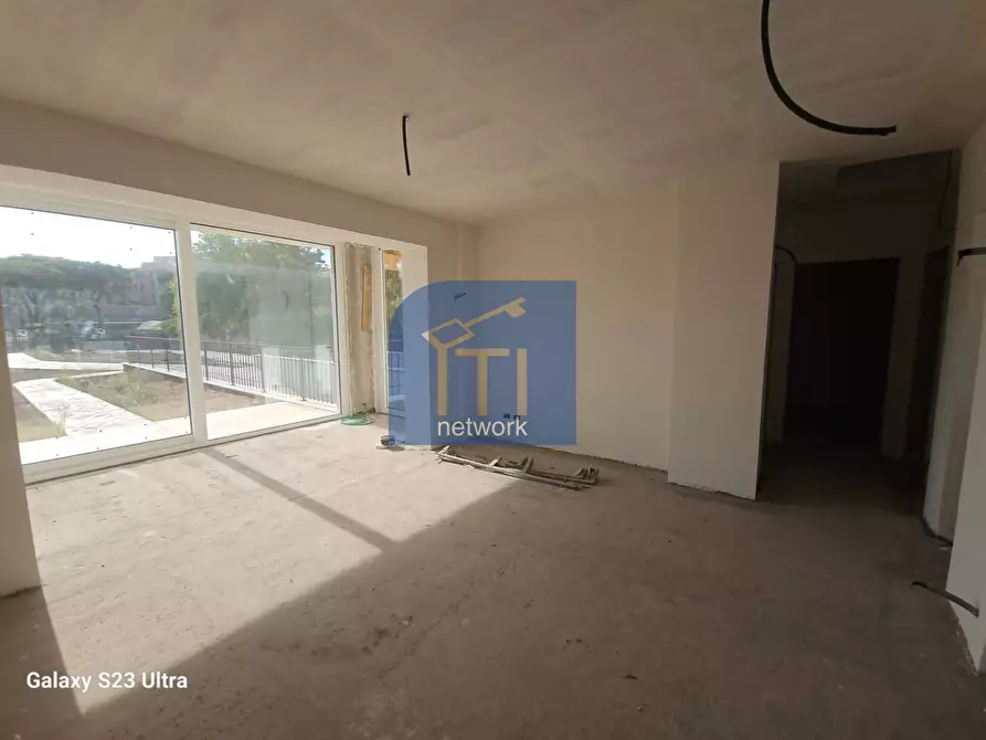 Immagine 18 di Casa semindipendente in vendita  in via del mare a Pomezia