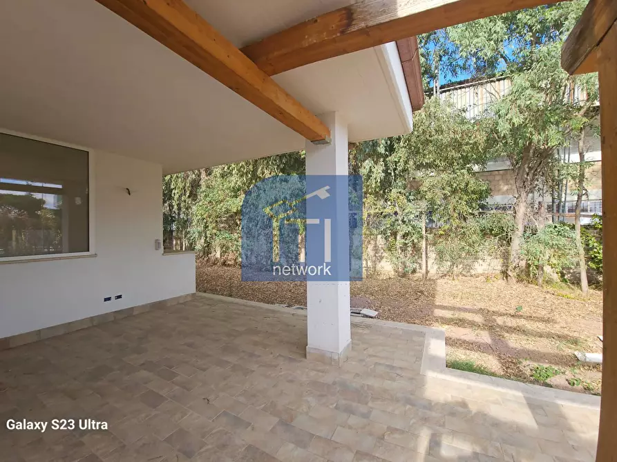 Immagine 27 di Casa semindipendente in vendita  in via del mare a Pomezia