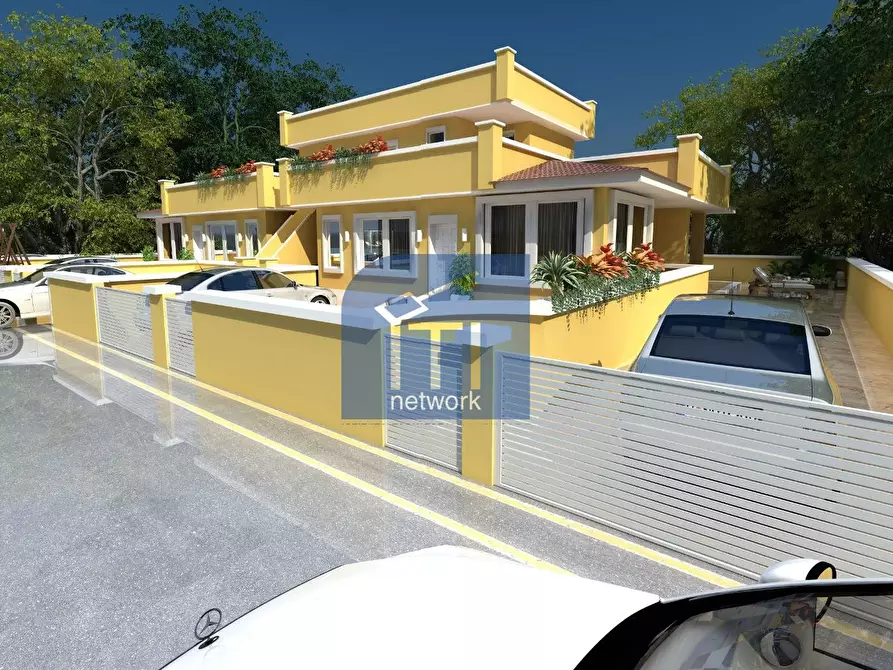 Immagine 1 di Appartamento in vendita  in Via delle margherite a Pomezia