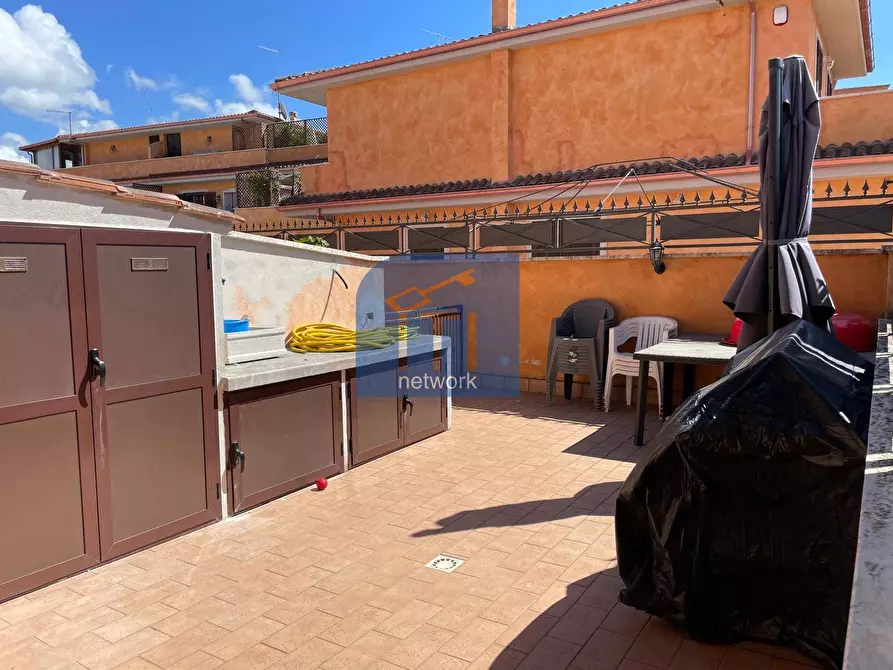 Immagine 6 di Villetta a schiera in vendita  in Via della Maggiona a Pomezia