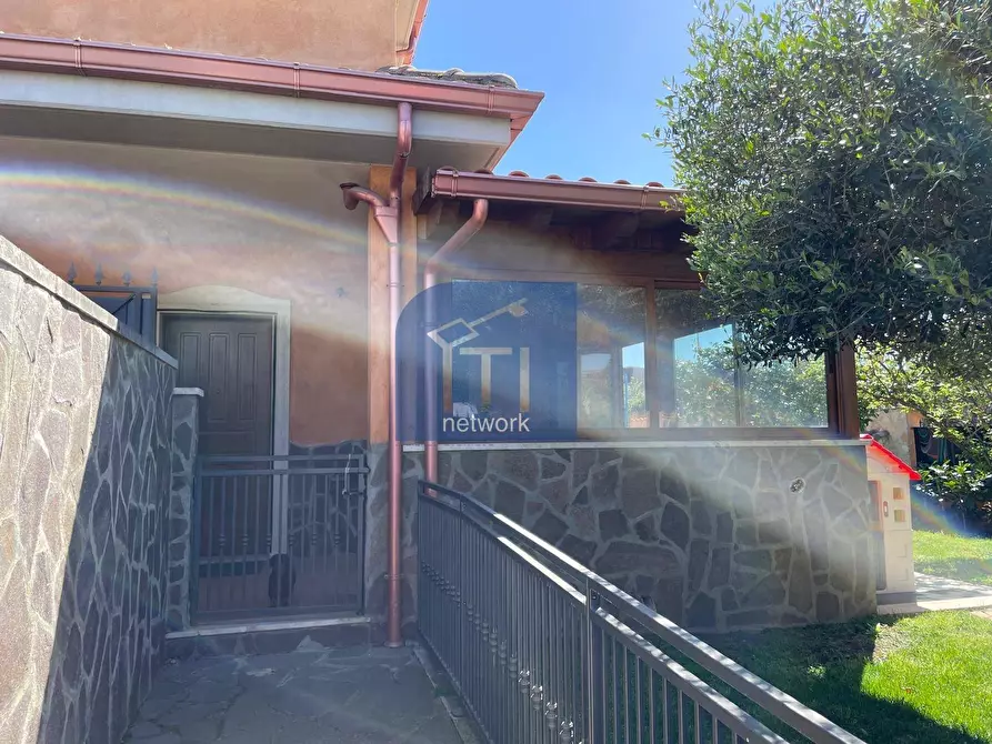 Immagine 4 di Villetta a schiera in vendita  in Via della Maggiona a Pomezia