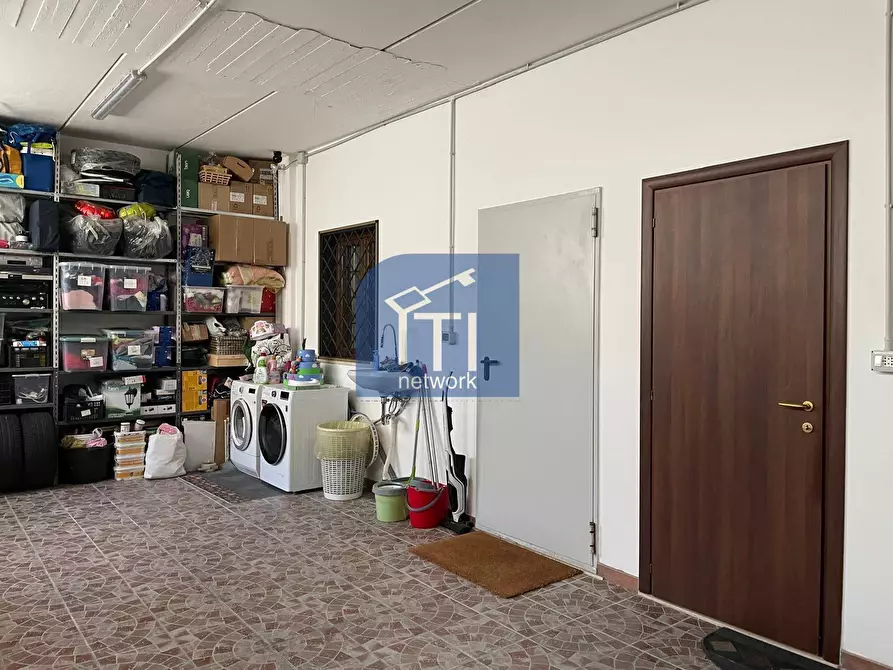 Immagine 30 di Villetta a schiera in vendita  in Via della Maggiona a Pomezia