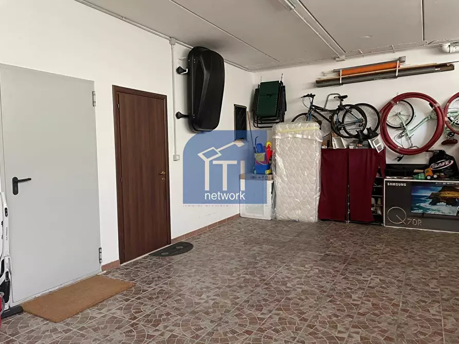 Immagine 31 di Villetta a schiera in vendita  in Via della Maggiona a Pomezia