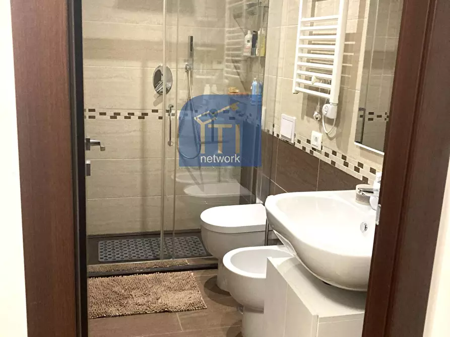 Immagine 23 di Appartamento in vendita  in via vicolungo a Roma