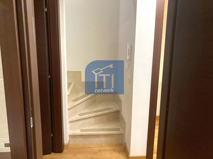 Immagine 15 di Appartamento in vendita  in via vicolungo a Roma