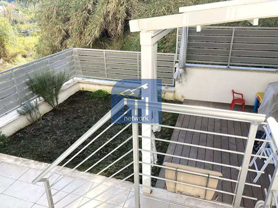 Immagine 2 di Appartamento in vendita  in via vicolungo a Roma