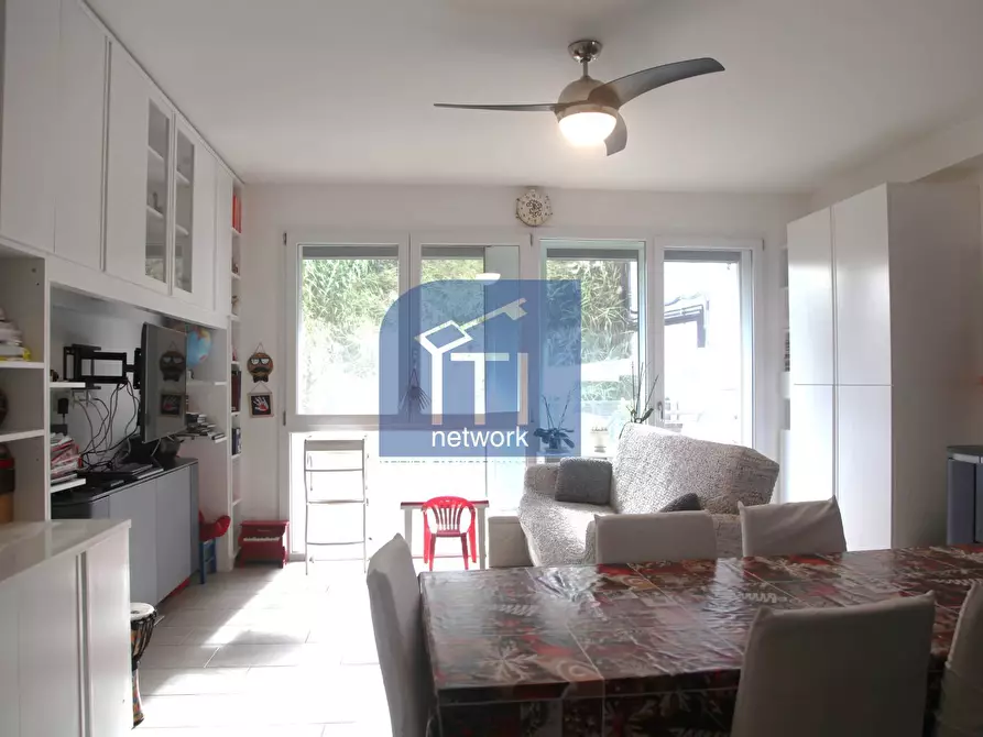 Immagine 7 di Appartamento in vendita  in via vicolungo a Roma