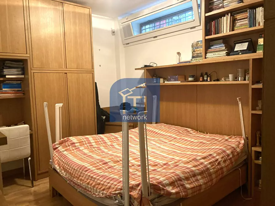Immagine 17 di Appartamento in vendita  in via vicolungo a Roma