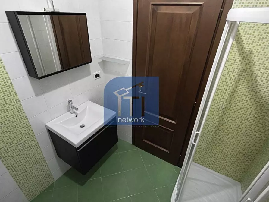 Immagine 11 di Appartamento in vendita  in via valeriano cobbe a Roma