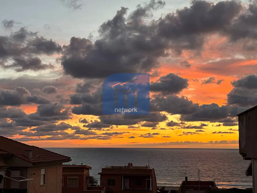 Immagine 12 di Appartamento in vendita  in lungomare delle sirene a Pomezia