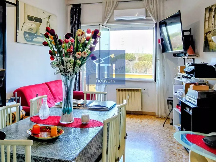 Immagine 6 di Attico in vendita  in Via Delle Baleari a Roma