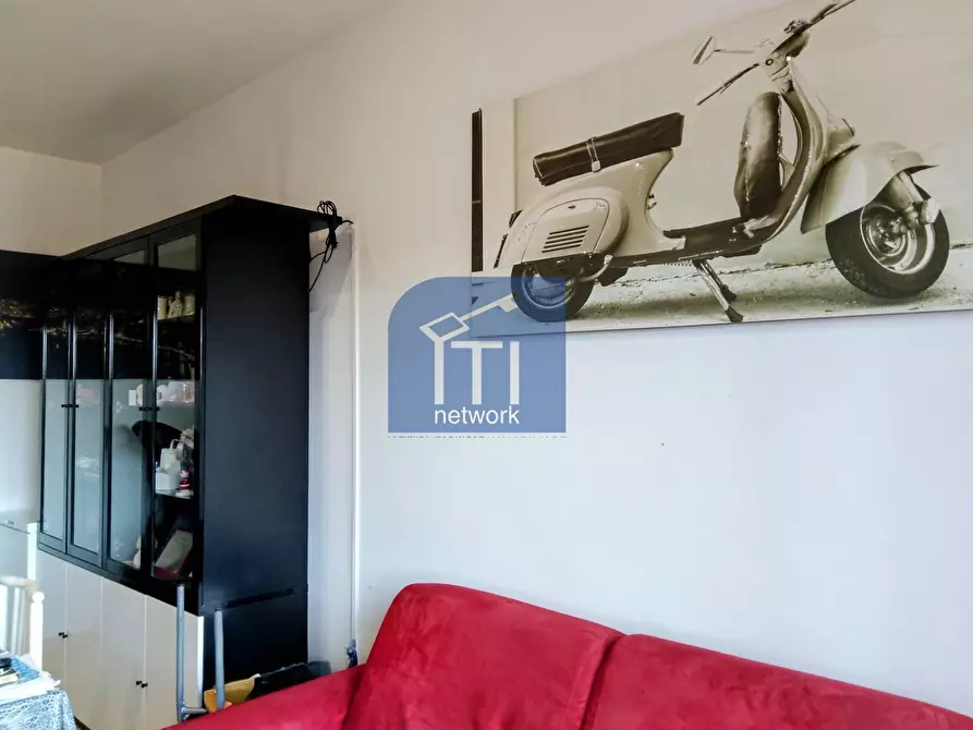 Immagine 8 di Attico in vendita  in Via Delle Baleari a Roma