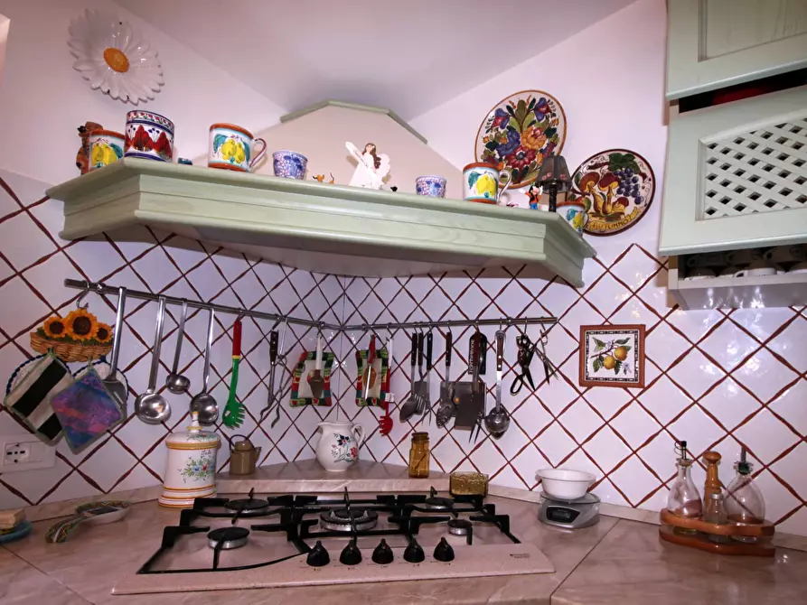 Immagine 9 di Villa in vendita  in viale nuova california a Ardea