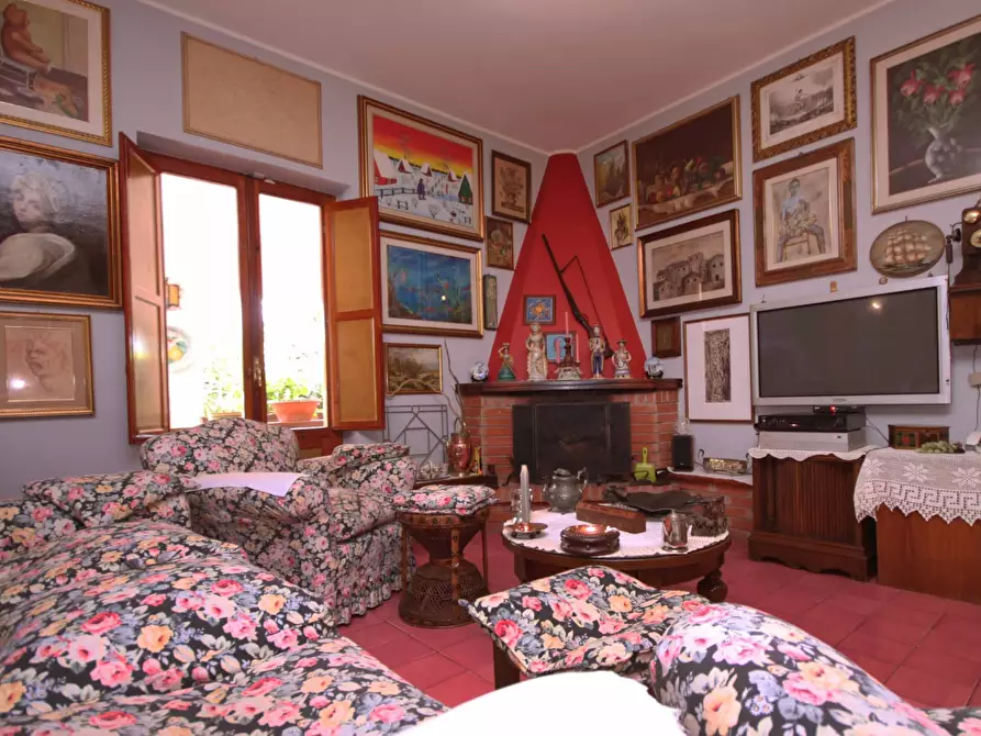 Immagine 10 di Villa in vendita  in viale nuova california a Ardea