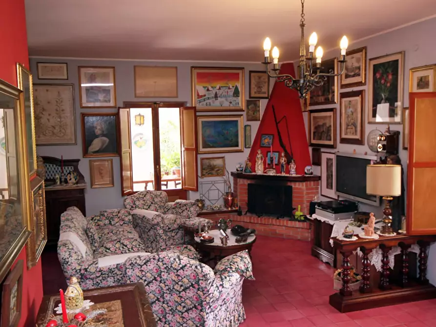 Immagine 12 di Villa in vendita  in viale nuova california a Ardea