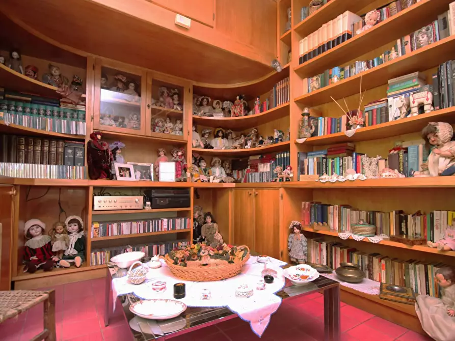 Immagine 19 di Villa in vendita  in viale nuova california a Ardea