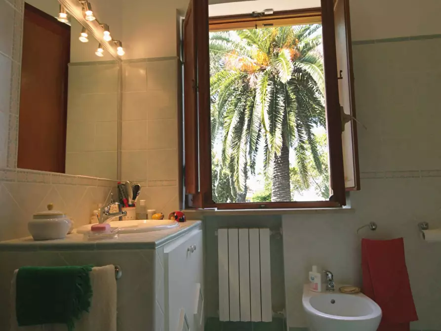 Immagine 29 di Villa in vendita  in viale nuova california a Ardea