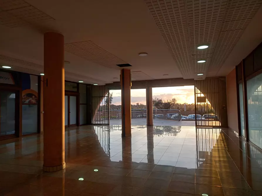 Immagine 5 di Locale commerciale in vendita  in via Frosinone a Ardea