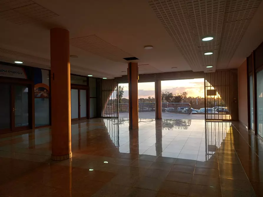 Immagine 6 di Locale commerciale in vendita  in via Frosinone a Ardea